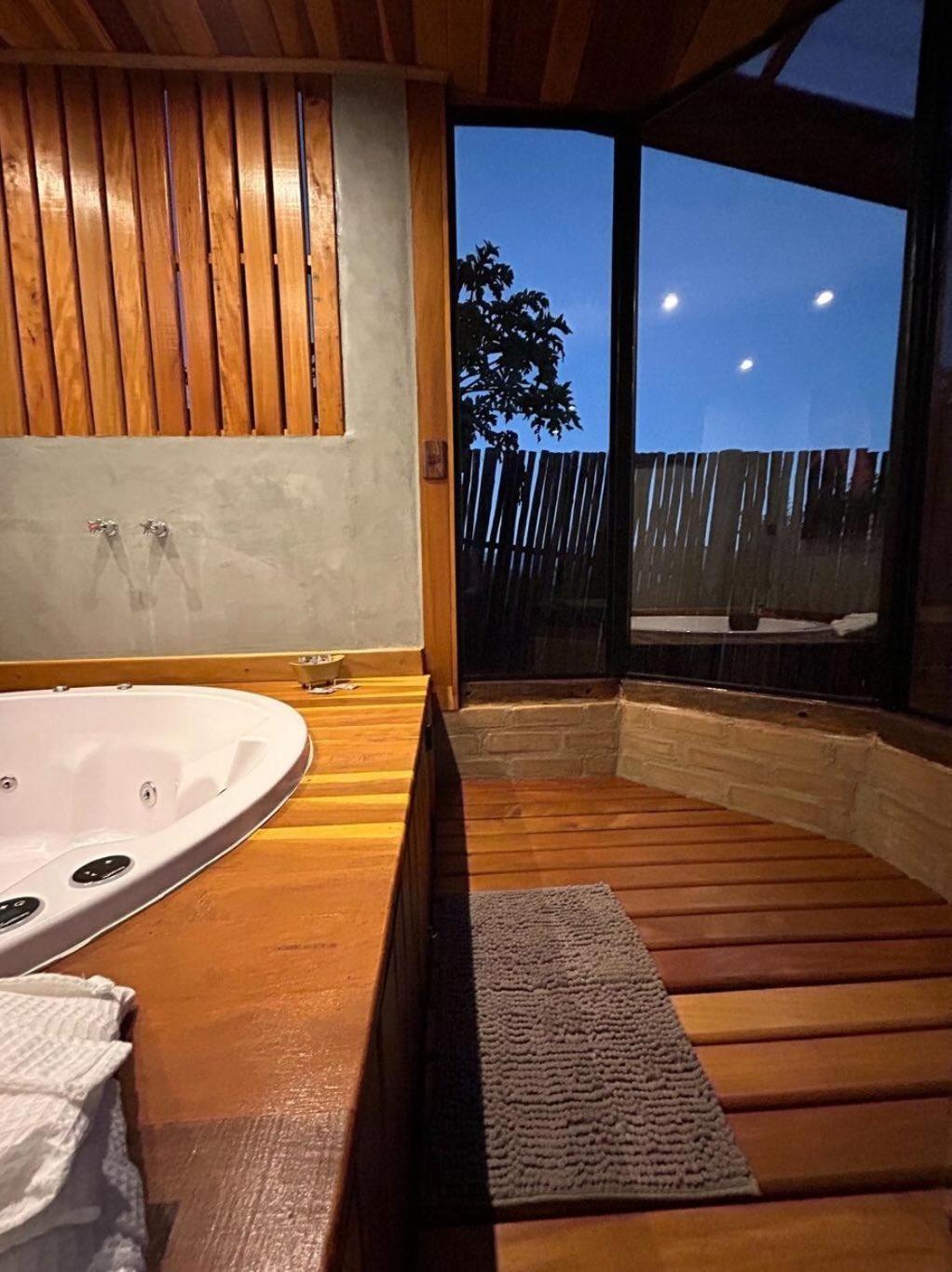 Suite Spa Bath